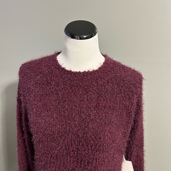 Lauren Conrad, maroon eyelash sweater size large new tags - Picture 2 of 11